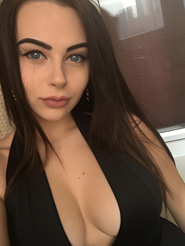 Эвелина привлекальеная девушка из Красного села цена от 2500 руб