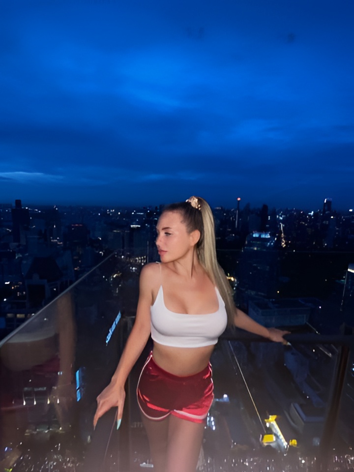 Римма привлекательная девушка из Красного села цена от 10000 руб