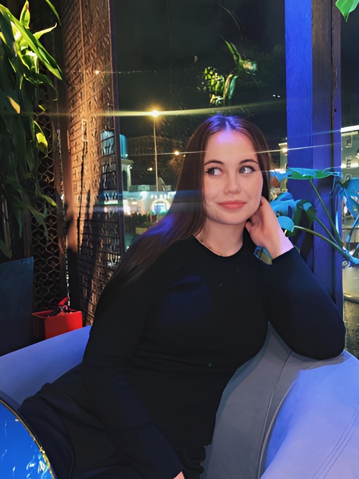 Софи привлекальеная девушка из Красного села цена от 1500 руб