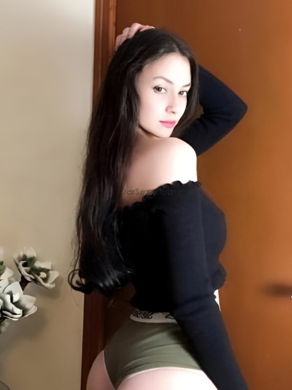 Людмила привлекательная девушка из Красного села цена от 10000 руб